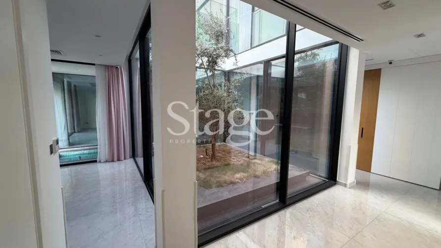 5 bedrooms villa for sale , Al Barari, Dubai, UAE No. 1218 № 4