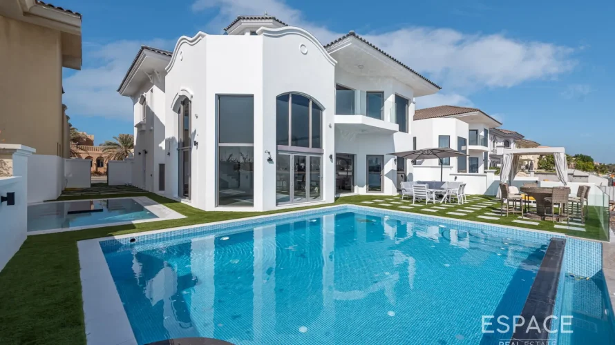 4 bedrooms villa for sale , Palm Jumeirah, Dubai, UAE No. 1041