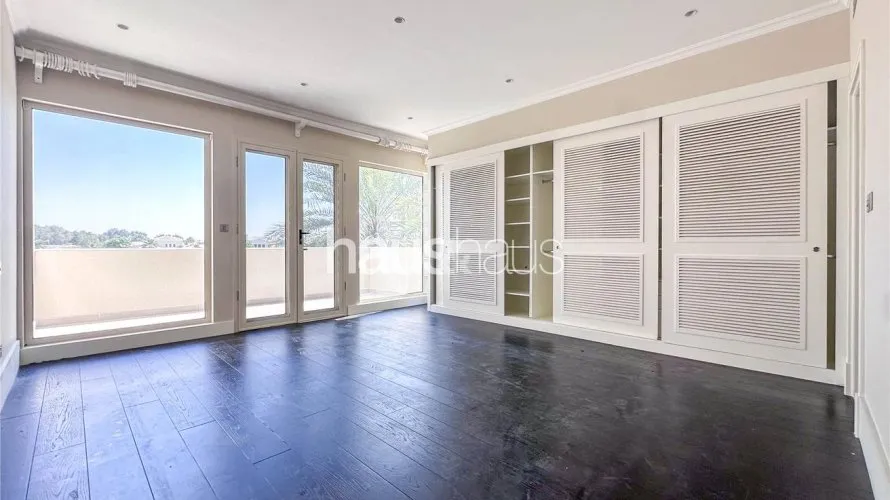 5 bedrooms villa for sale , Arabian Ranches, Dubai, UAE No. 786 № 13