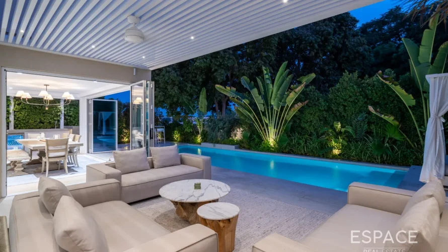 4 bedrooms villa for sale , Dubai, UAE No. 1021 № 9