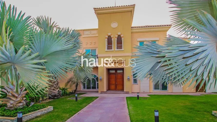 6 bedrooms villa for sale , Dubai Sports City, Dubai, UAE No. 782 № 2