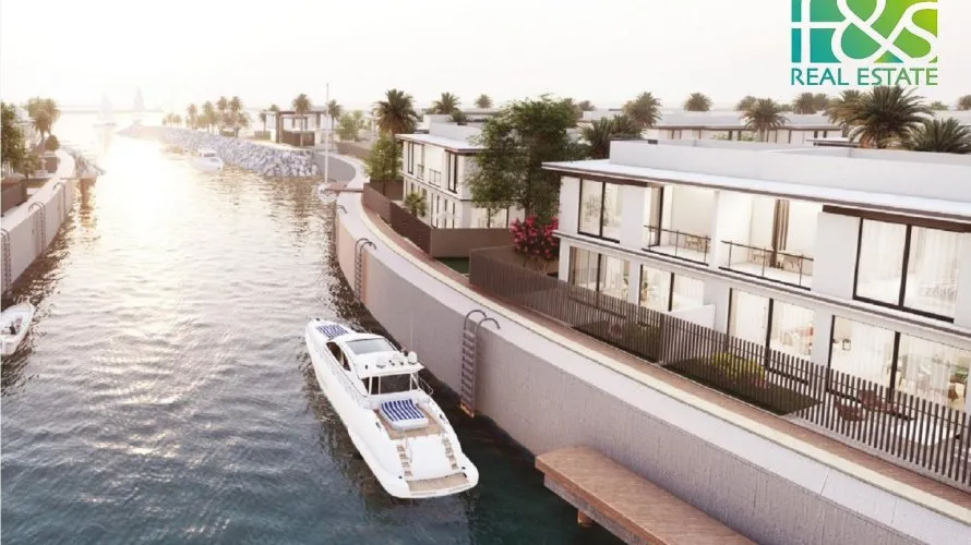 5 bedrooms villa for sale , Al Hamra Village, Ras Al Khaimah, UAE No. 550 № 1