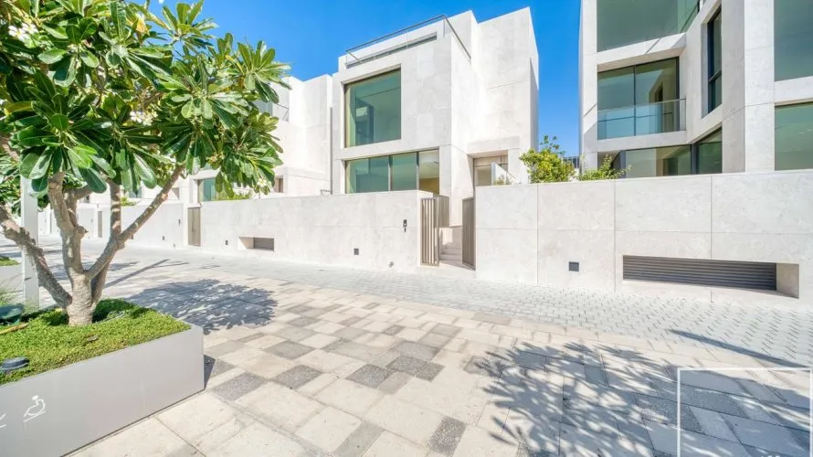 3 bedrooms villa for sale , Jumeirah, Dubai, UAE No. 1451 № 24