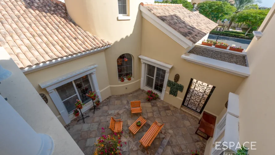 7 bedrooms villa for sale , Arabian Ranches, Dubai, UAE No. 1046 № 9