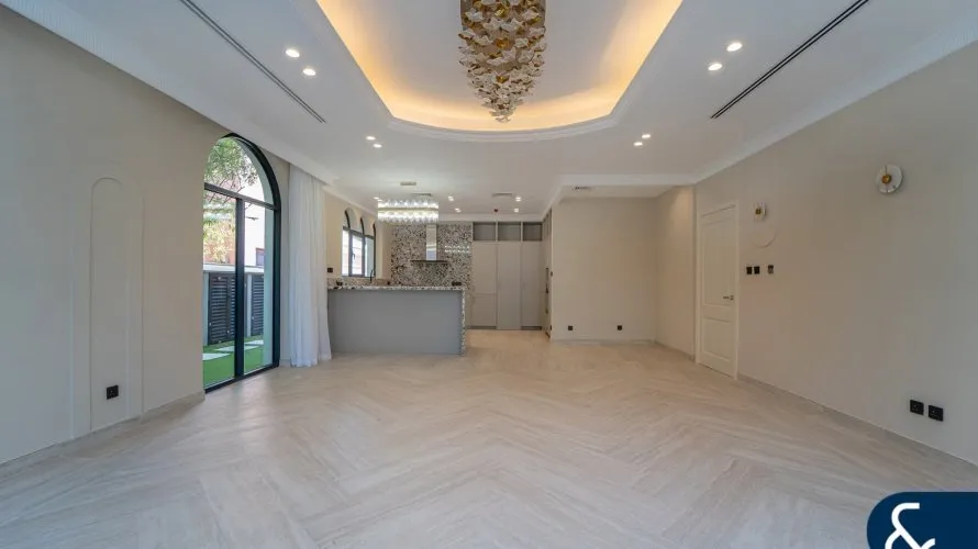 5 bedrooms villa for sale , Jumeirah Golf Estates, Dubai, UAE No. 1305 № 3