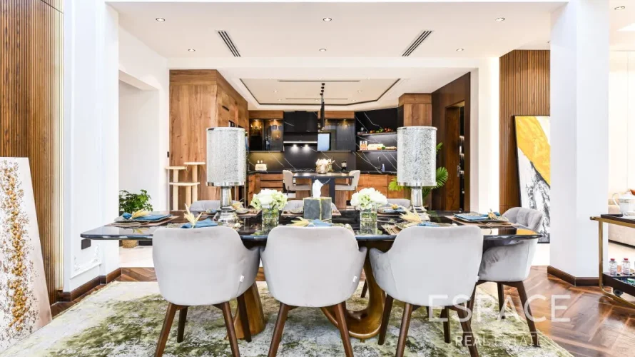 3 bedrooms villa for sale , Palm Jumeirah, Dubai, UAE No. 1024 № 2