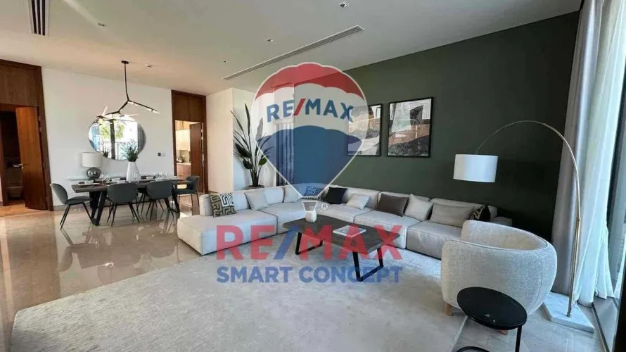 5 bedrooms villa for sale , Abu Dhabi, UAE No. 584 № 1