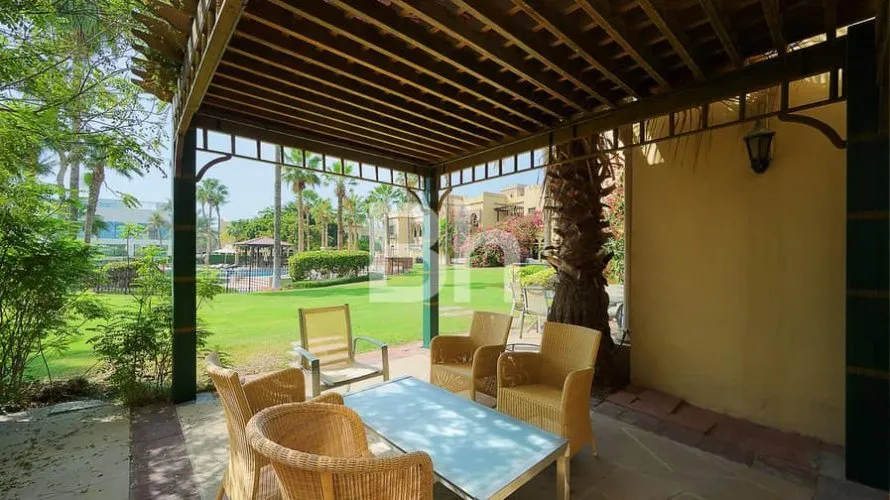 4 bedrooms villa for sale , Palm Jumeirah, Dubai, UAE No. 970 № 6