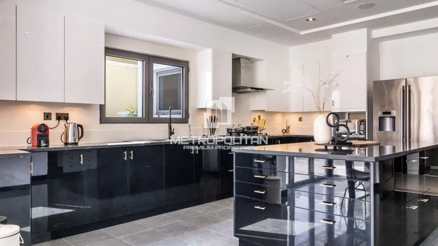 6 bedrooms villa for sale , Signature Villas, Palm Jumeirah, Dubai, UAE No. 1243 № 8