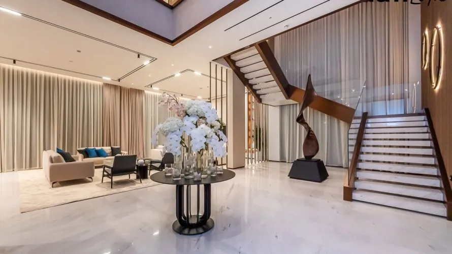 5 bedrooms villa for sale , Dubai, UAE No. 1432 № 2