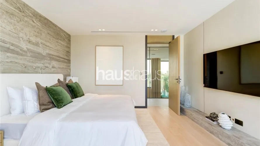 5 bedrooms villa for sale , Jumeirah Islands, Dubai, UAE No. 785 № 20