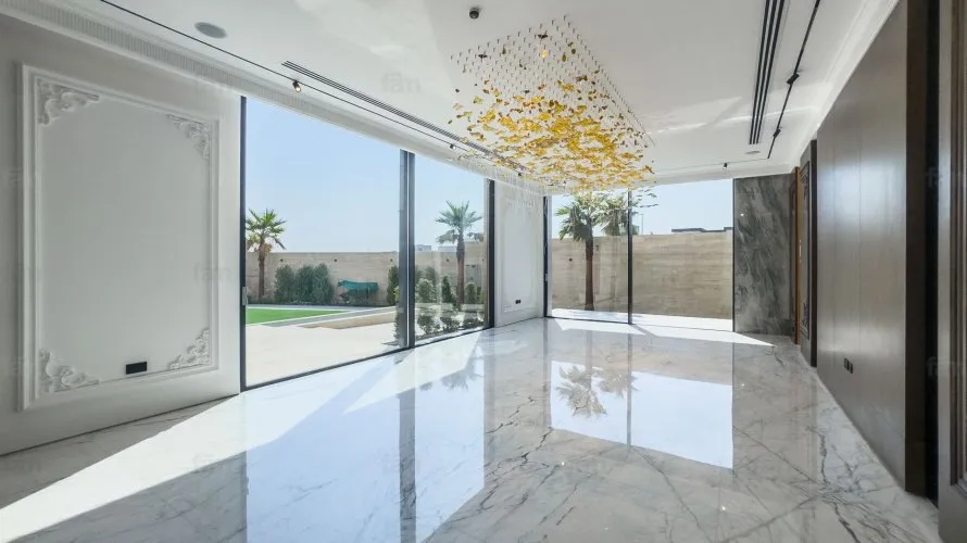 7 bedrooms villa for sale , Dubai, UAE No. 1068 № 11