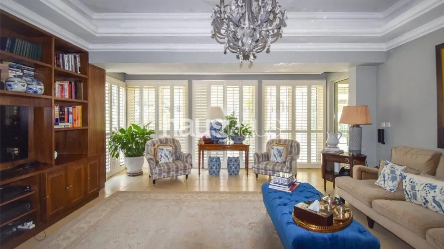 5 bedrooms villa for sale , Arabian Ranches, Dubai, UAE No. 805 № 1