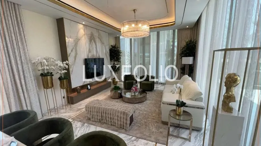 7 bedrooms villa for sale , DAMAC Hills (Akoya by DAMAC), Dubai, UAE No. 840 № 2