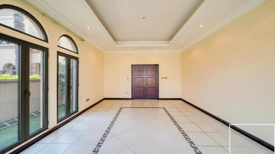 4 bedrooms villa for sale , Palm Jumeirah, Dubai, UAE No. 1449 № 3