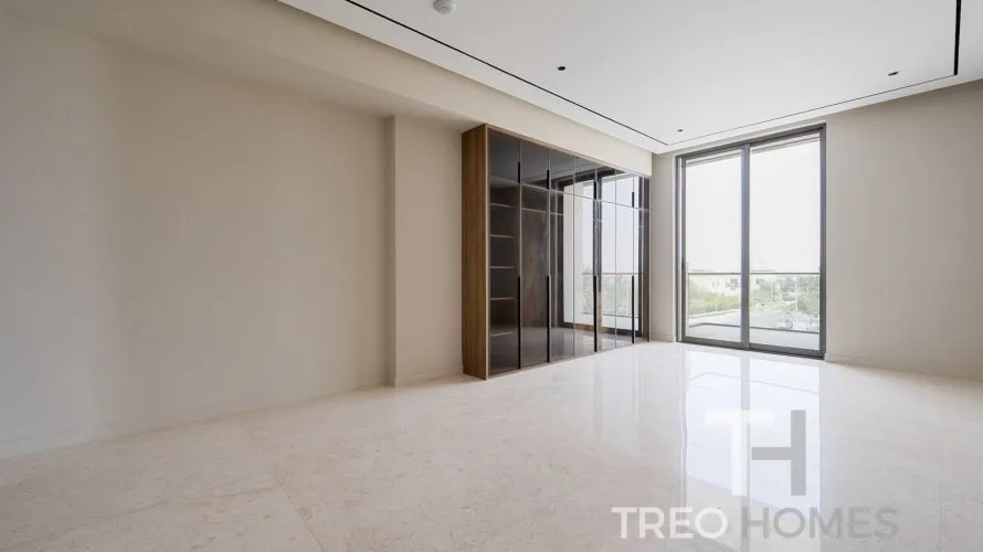 6 bedrooms villa for sale , Jumeirah Park, Dubai, UAE No. 643 № 23