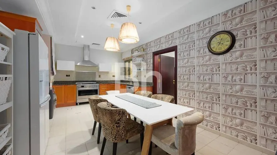 4 bedrooms villa for sale , Palm Jumeirah, Dubai, UAE No. 970 № 24