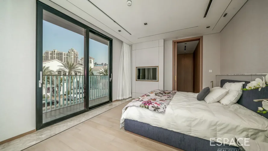 6 bedrooms villa for sale , Palm Jumeirah, Dubai, UAE No. 1199 № 17