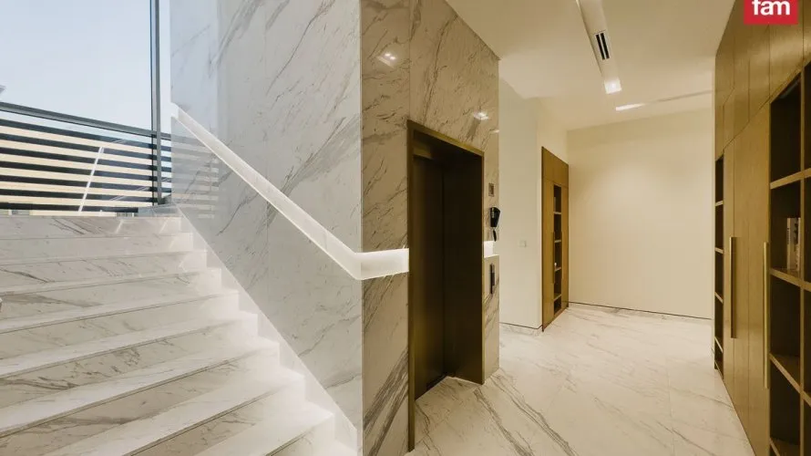 7 bedrooms villa for sale , Dubai, UAE No. 1558 № 27