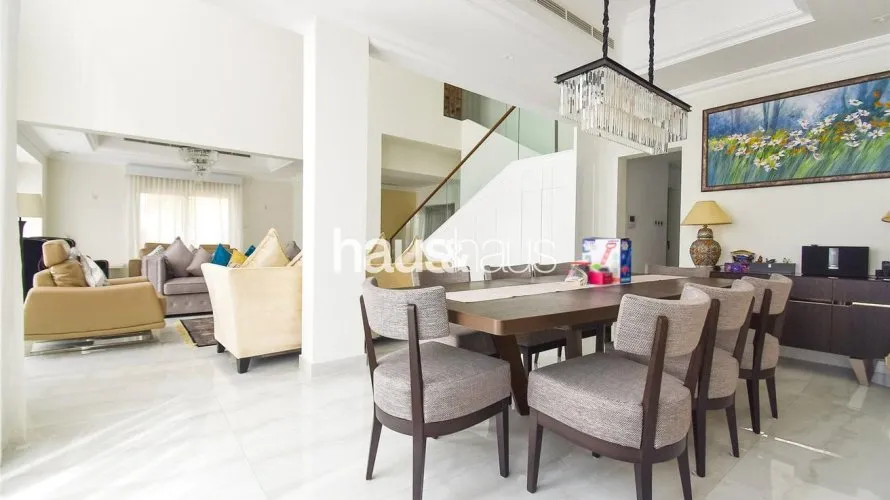 4 bedrooms villa for sale , Jumeirah Islands, Dubai, UAE No. 783 № 2