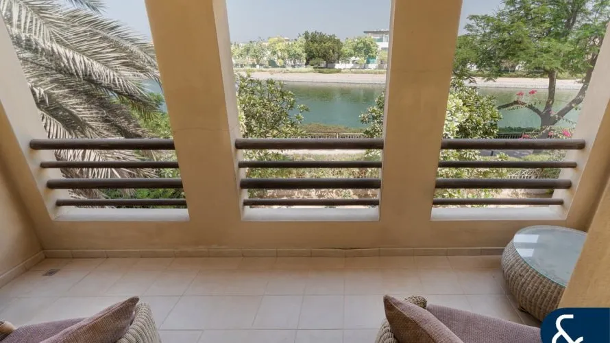 5 bedrooms villa for sale , Meadows, Dubai, UAE No. 1320 № 11