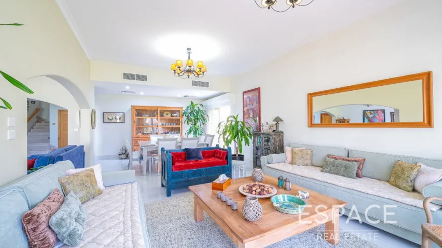 5 bedrooms villa for sale , Meadows 1, Meadows, Dubai, UAE No. 1049 № 14