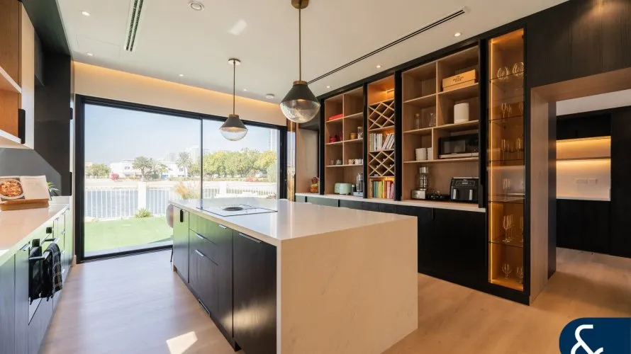 4 bedrooms villa for sale, The Lakes, Dubai, UAE No. 2295 № 16