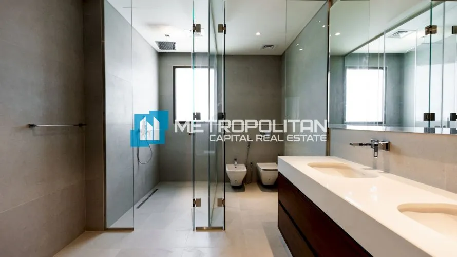 6 bedrooms villa for sale, Abu Dhabi, UAE No. 2247 № 6