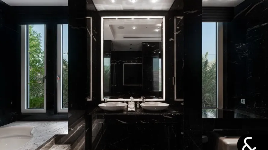 6 bedrooms villa for sale, Signature Villas, Palm Jumeirah, Dubai, UAE No. 2287 № 4