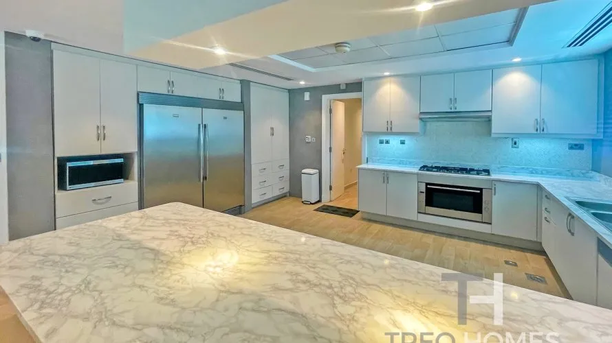 4 bedrooms villa for sale, Regional, Jumeirah Park, Dubai, UAE No. 2210 № 12