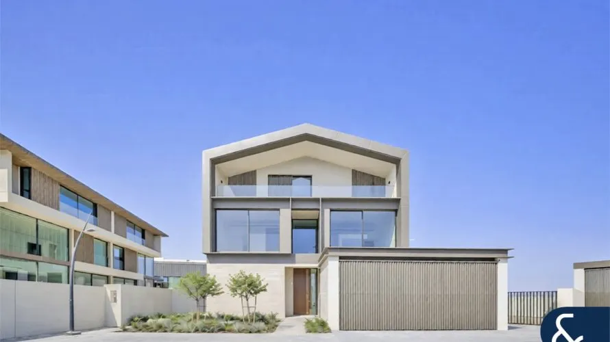 5 bedrooms villa for sale , Dubai, UAE No. 2265 № 8