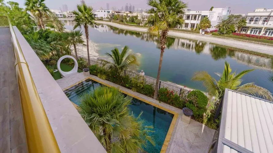 6 bedrooms villa for sale , Dubai, UAE No. 2462 № 11