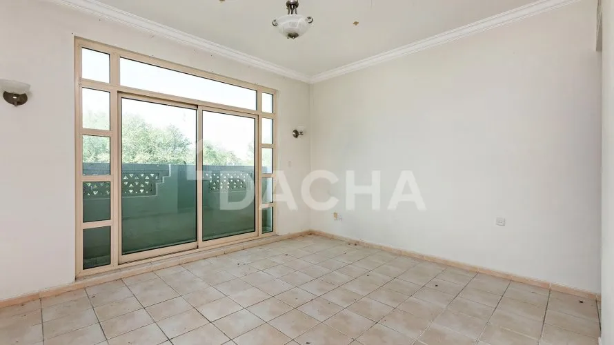 4 bedrooms villa for sale, Jumeirah Islands, Dubai, UAE No. 2430 № 2
