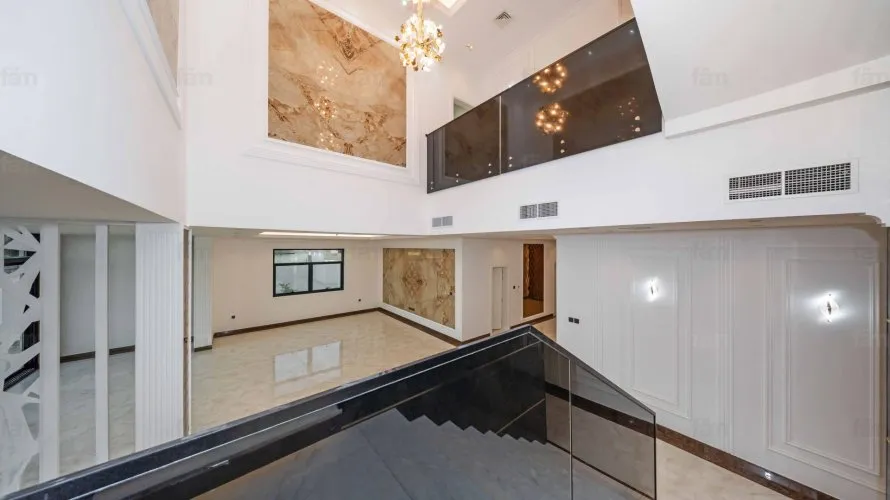 6 bedrooms villa for sale , Dubai, UAE No. 2335 № 11