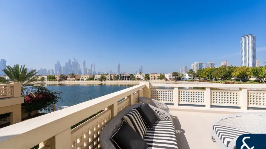 4 bedrooms villa for sale, The Lakes, Dubai, UAE No. 2295 № 2