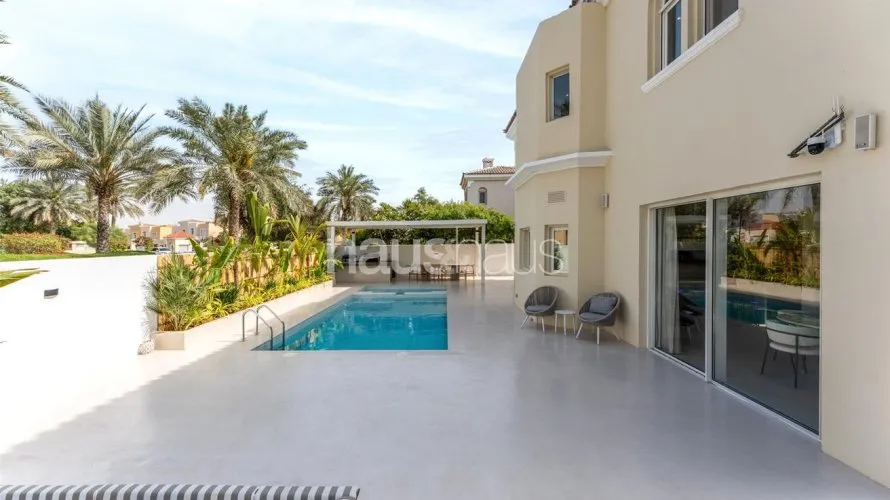5 bedrooms villa for sale, Arabian Ranches, Dubai, UAE No. 2215 № 1