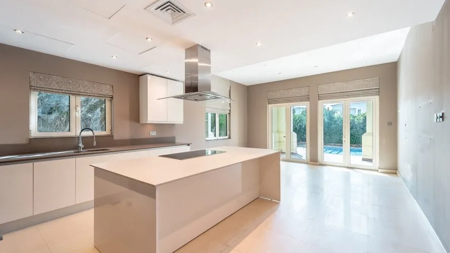 4 bedrooms villa for sale, Jumeirah Islands, Dubai, UAE No. 2408 № 15