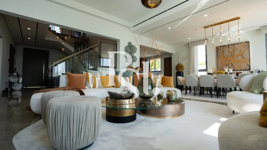 4 bedrooms villa for sale, Abu Dhabi, UAE No. 2564 № 1