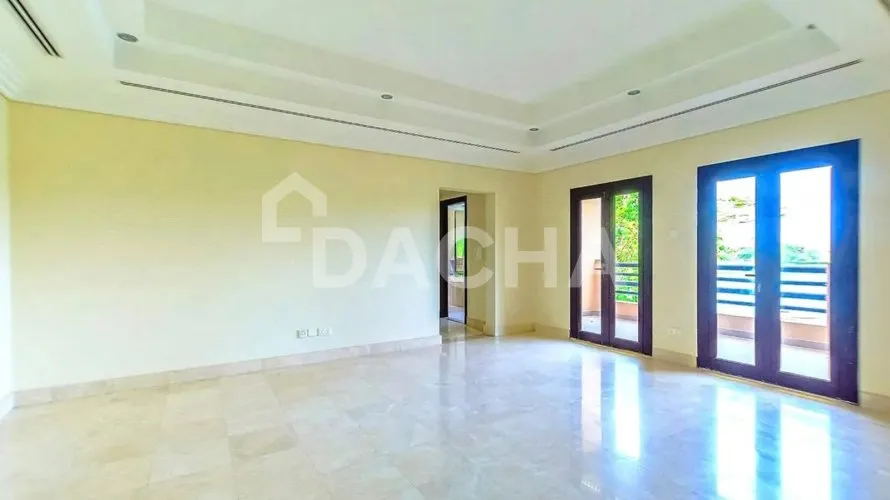 6 bedrooms villa for sale, Meadows, Dubai, UAE No. 2400 № 2