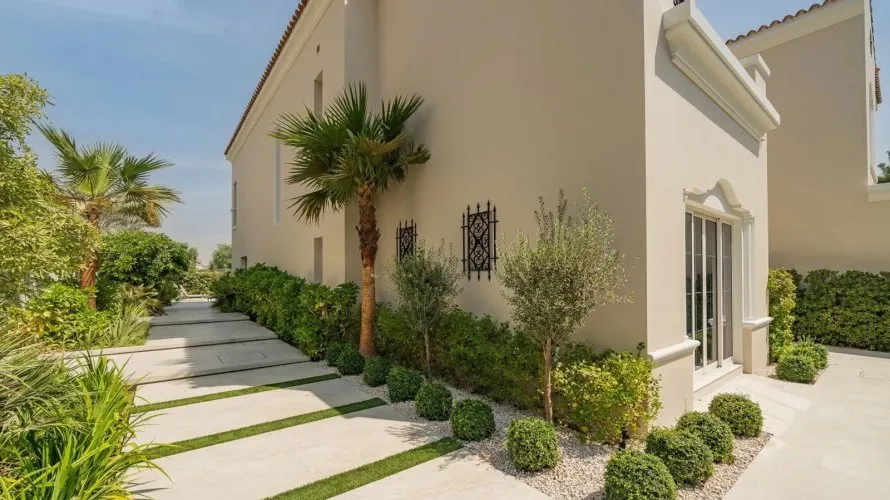 6 bedrooms townhouse for sale, Dubai, UAE No. 2255 № 11