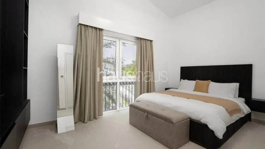 6 bedrooms villa for sale, Dubai Investment Park, Dubai, UAE No. 2218 № 15