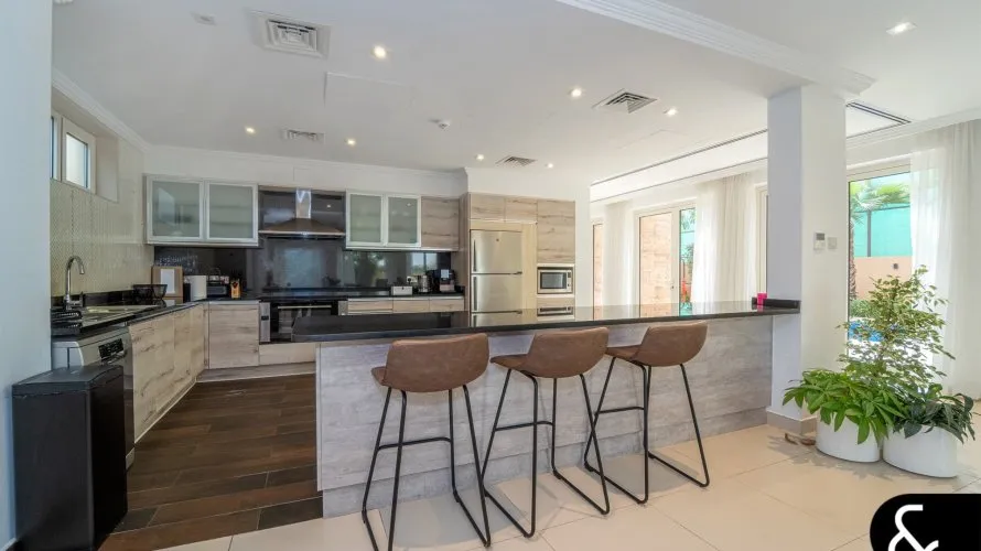 5 bedrooms villa for sale , Jumeirah Golf Estates, Dubai, UAE No. 2267 № 11