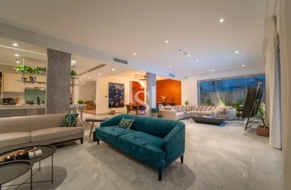 5 bedrooms villa for sale, Saadiyat Island, Abu Dhabi, UAE No. 2579