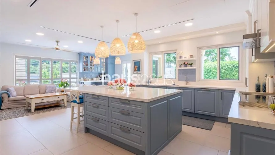6 bedrooms villa for sale, Dubai Investment Park, Dubai, UAE No. 2217 № 24