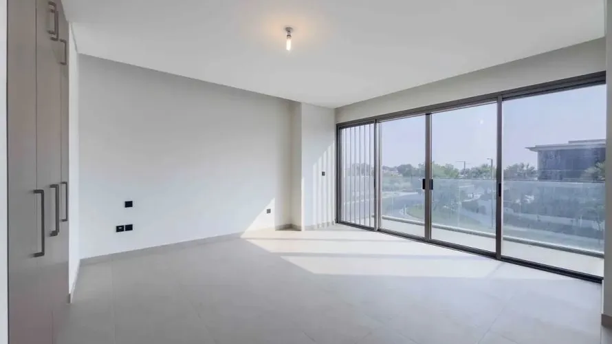 5 bedrooms villa for sale , Dubai, UAE No. 2256 № 9