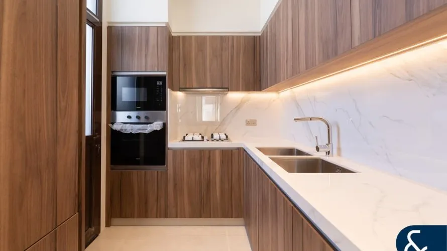 5 bedrooms villa for sale, Jumeirah Park Homes, Jumeirah Park, Dubai, UAE No. 2271 № 11