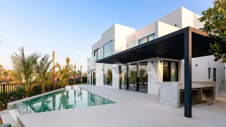 5 bedrooms villa for sale , Jumeirah Islands, Dubai, UAE No. 2428 № 17