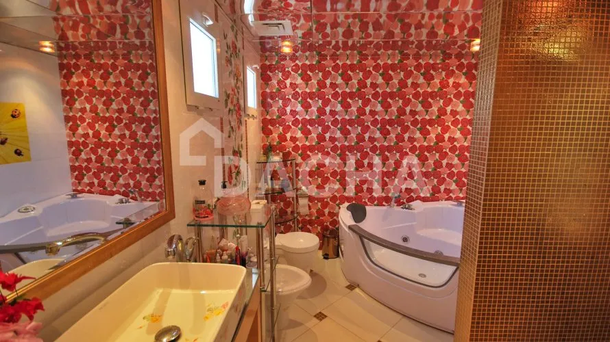 5 bedrooms villa for sale , Meadows, Dubai, UAE No. 2398 № 18