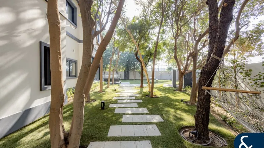 5 bedrooms villa for sale , The Villa, Dubai, UAE No. 2293 № 2