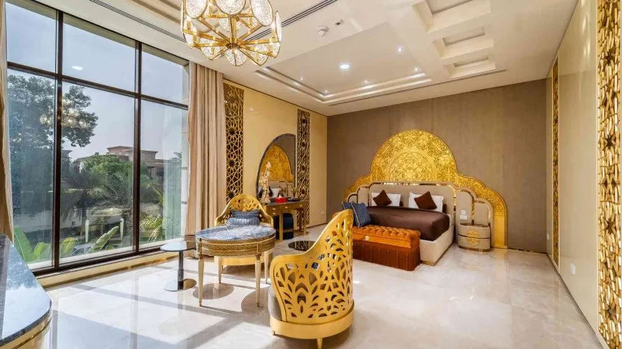6 bedrooms villa for sale , Dubai, UAE No. 2462 № 18